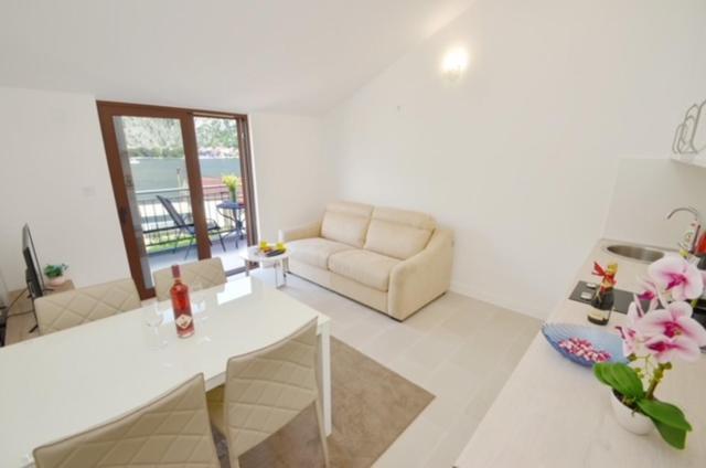 Nikola Lux Apartments Muo Dış mekan fotoğraf