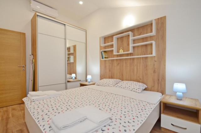 Nikola Lux Apartments Muo Dış mekan fotoğraf